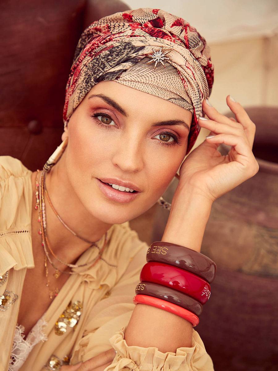 turbante_zafiro_turban_bohemio_estampado_maceta_roja