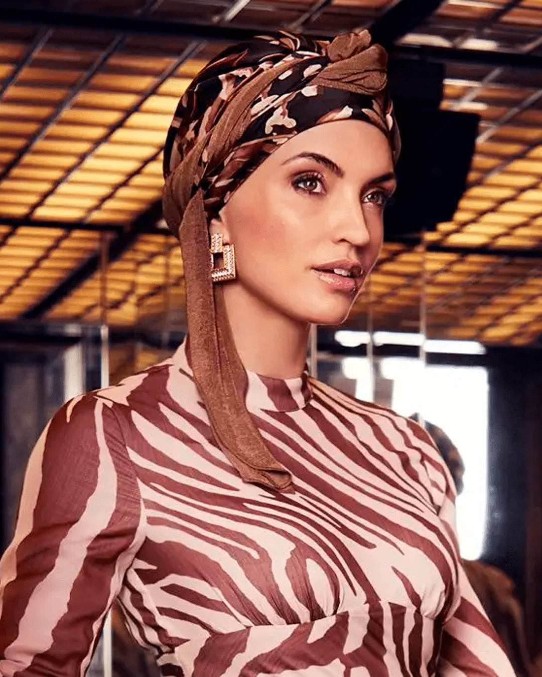 turbante_zafiro_negro_con_pasto_de_algodon_4_3026_0830